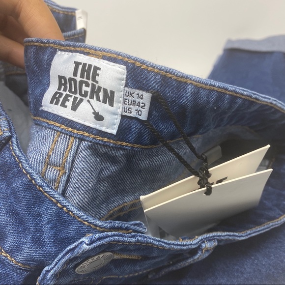 Distressed Mom Jeans Dark Blue - Picture 7 of 8